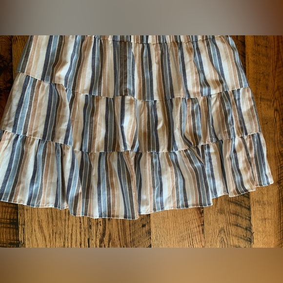 Heatherly skirt, ruffle layers skirt - Picture 2 of 7